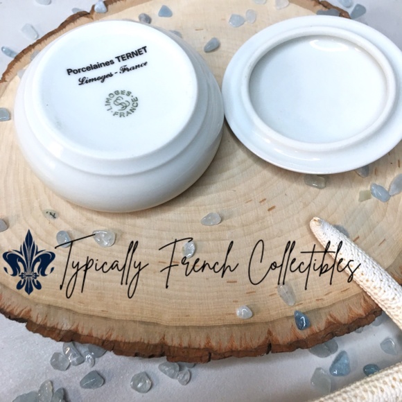 Vtg Renoir Painting Ternet Limoges Trinket Box. - Picture 5 of 5